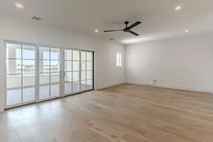 2724 Hogan Hill Ln, Fort Worth, TX 76109 - Photo 10