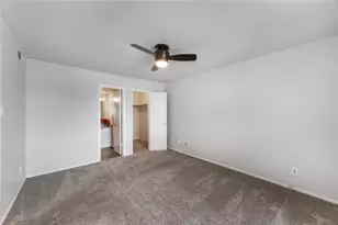 108 Harbor Dr, Runaway Bay, TX 76426 - Photo 10