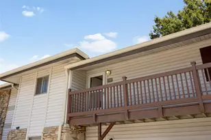 108 Harbor Dr, Runaway Bay, TX 76426 - Photo 4