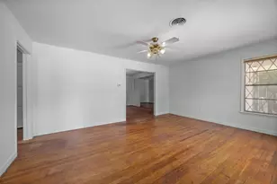 4406 Wayne Ct S, Haltom City, TX 76117 - Photo 2