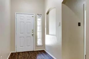 1900 Creek Crossing Dr, Fort Worth, TX 76247 - Photo 6