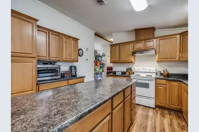 233 Esquire Estates Road, Mabank, TX 75156 - Photo 10