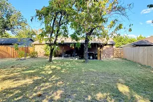 326 S 1st St, Wylie, TX 75098 - Photo 16