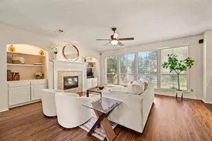 6605 Fox Glen Dr, Arlington, TX 76001 - Photo 10