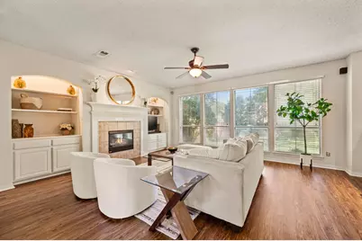 6605 Fox Glen Drive, Arlington, TX 76001 - Photo 10