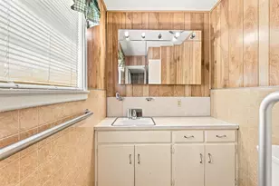 106 Royal Dr, Marlin, TX 76661 - Photo 26