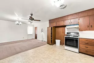 106 Royal Dr, Marlin, TX 76661 - Photo 12