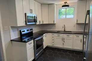 3504 W Gambrell St, Fort Worth, TX 76133 - Photo 6