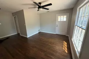 3504 W Gambrell St, Fort Worth, TX 76133 - Photo 2