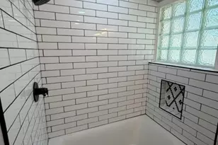 3504 W Gambrell St, Fort Worth, TX 76133 - Photo 12