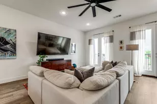 1410 Elevado Dr, Dallas, TX 75212 - Photo 10