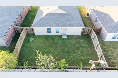 1048 Crestview Drive, Hutchins, TX 75141 - Photo 20