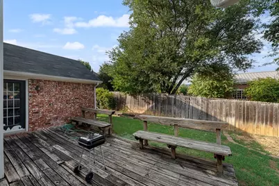 1412 Melody Lane, Carrollton, TX 75006 - Photo 18