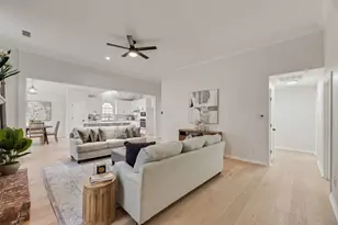 1412 Melody Ln, Carrollton, TX 75006 - Photo 2
