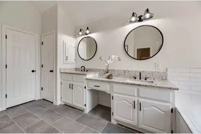 1412 Melody Lane, Carrollton, TX 75006 - Photo 12