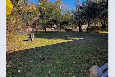 1309 Ann Arbor Drive, Corsicana, TX 75110 - Photo 2