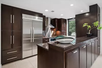3210 Elizabeth Street, Dallas, TX 75204 - Photo 2