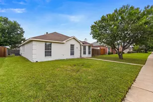7205 Airline Dr, Rowlett, TX 75089 - Photo 2