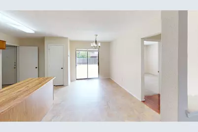 853 W Wintergreen Road, Lancaster, TX 75134 - Photo 8