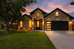 505 Richardson St, Athens, TX 75751 - Photo 2