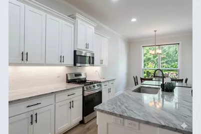 11034 Oak Springs Cove, Tyler, TX 75703 - Photo 10