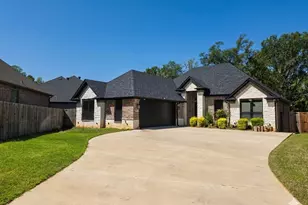 11034 Oak Spgs Cv, Tyler, TX 75703 - Photo 1