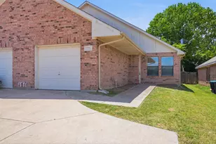 3116 S Cherry Ln, Fort Worth, TX 76116 - Photo 1