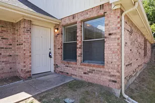 3116 S Cherry Ln, Fort Worth, TX 76116 - Photo 2