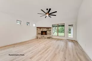 309 Skeen Peak Dr, Springtown, TX 76082 - Photo 10