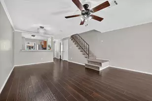 43 Abbey Rd, Euless, TX 76039 - Photo 8