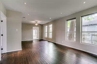 818 E Woodin Boulevard, Dallas, TX 75216 - Photo 12