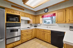 1013 Bandera Ln, Garland, TX 75040 - Photo 10