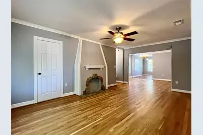 6017 La Vista Drive, Dallas, TX 75214 - Photo 2