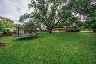 1413 S Main Street S, Lindale, TX 75771 - Photo 32