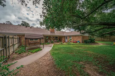 1413 S Main Street S, Lindale, TX 75771 - Photo 30