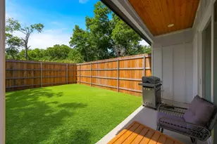 1908 Duluth St, Dallas, TX 75212 - Photo 34
