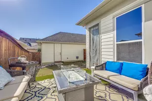 1132 Moonstone St, Carrollton, TX 75007 - Photo 24