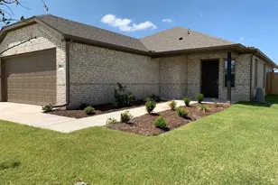 1414 Warringwood Dr, Greenville, TX 75402 - Photo 1