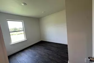 124 Bridlewood Ln, Bridgeport, TX 76426 - Photo 8