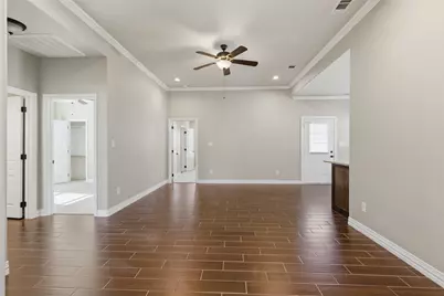 1524 S Montgomery Street, Sherman, TX 75090 - Photo 8