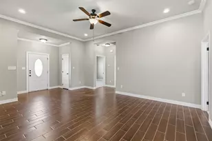 1524 S Montgomery St, Sherman, TX 75090 - Photo 10