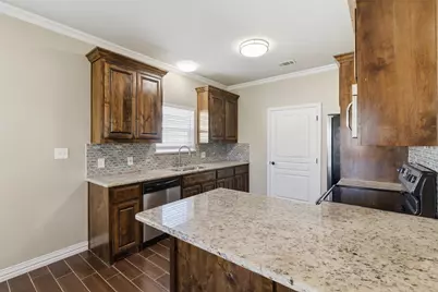1524 S Montgomery Street, Sherman, TX 75090 - Photo 4