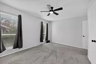 7510 Holly Hill Dr, Dallas, TX 75231 - Photo 20