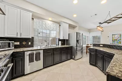 6601 Redwood Lane, The Colony, TX 75056 - Photo 10