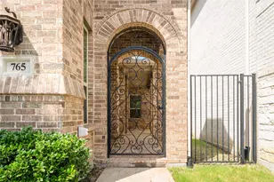 765 Huntingdon St, Coppell, TX 75019 - Photo 2