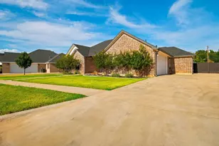 6517 Cedar Elm Dr, Abilene, TX 79606 - Photo 4