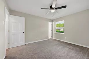 402 Kansas St, Sherman, TX 75090 - Photo 18