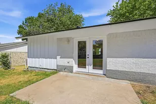 402 Kansas St, Sherman, TX 75090 - Photo 30