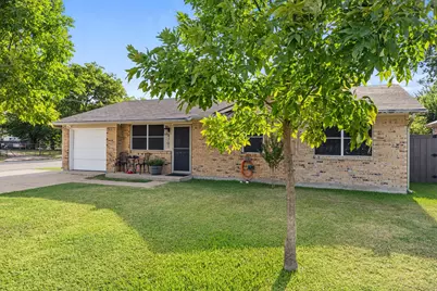 4701 Henry Street, Greenville, TX 75401 - Photo 2