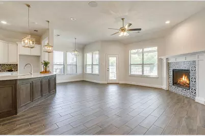 1209 Rushmore Drive, Burleson, TX 76028 - Photo 6
